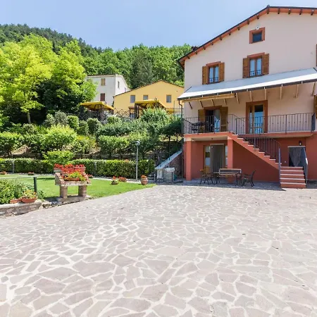 Belvilla By Oyo Artisti Villa
