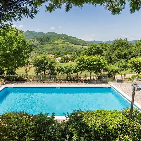 Belvilla By Oyo Artisti Villa *